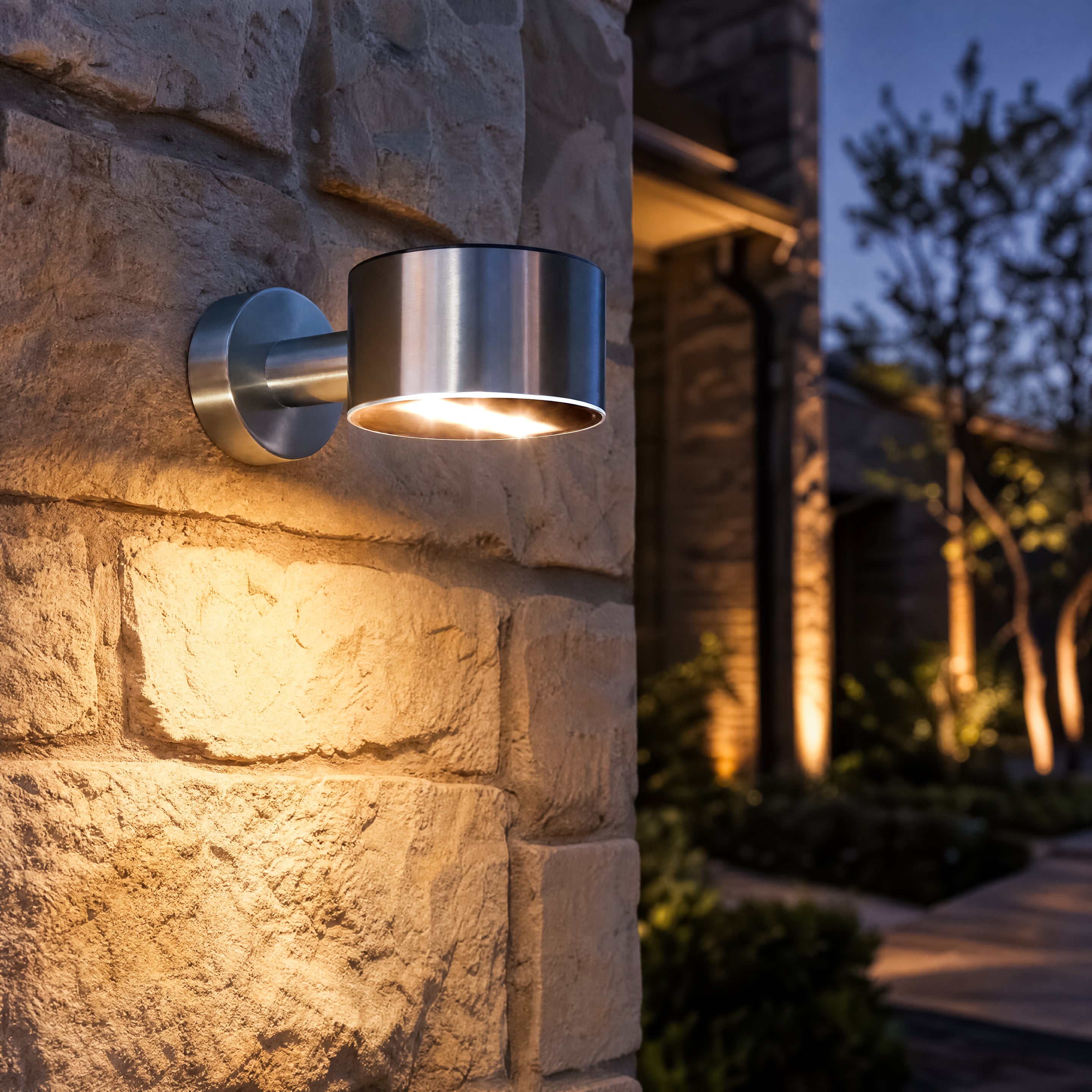 Outdoor Fairfax Down Solar Wall Light